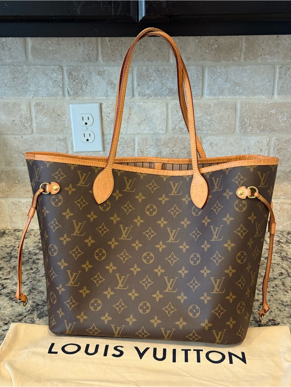 Louis Vuitton Monogram Neverfull MM Tote